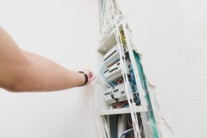 Impianti elettrici: perché il sopralluogo è fondamentale